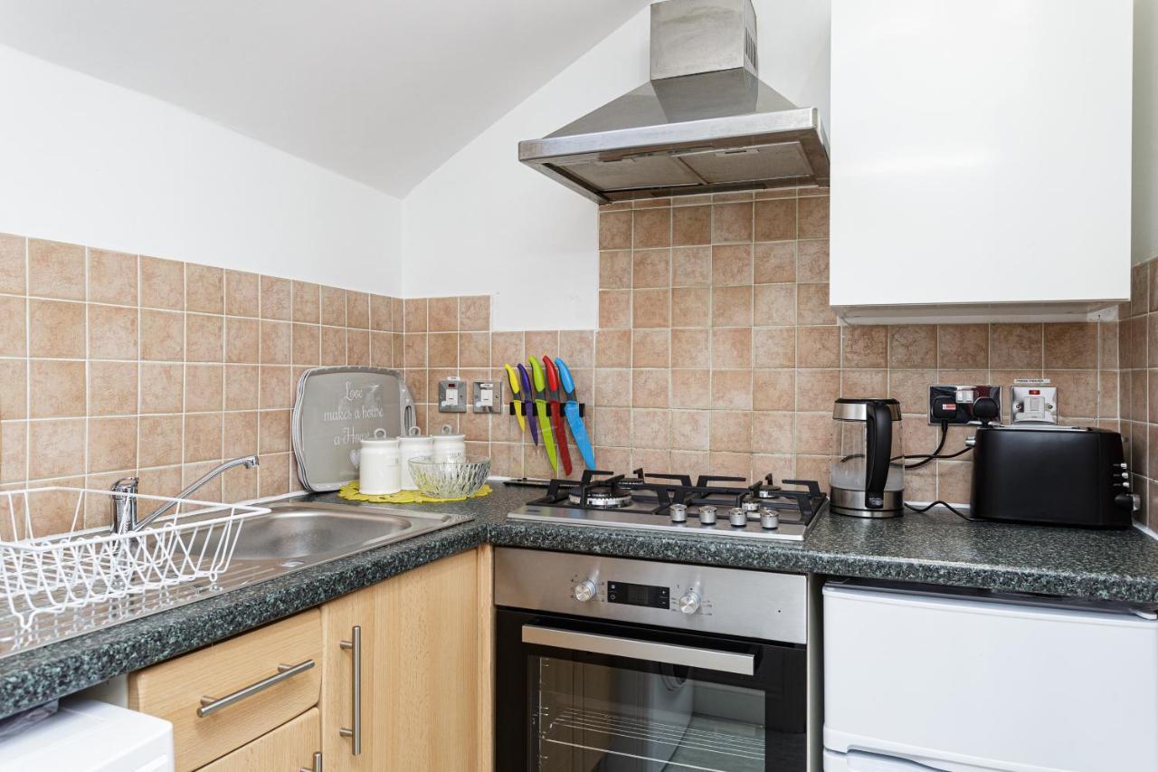 Luxury Granada Apartments - 1 & 2 Bed Flats W Free Parking Perfect For Contractors, Students Near The Beach Portsmouth Esterno foto