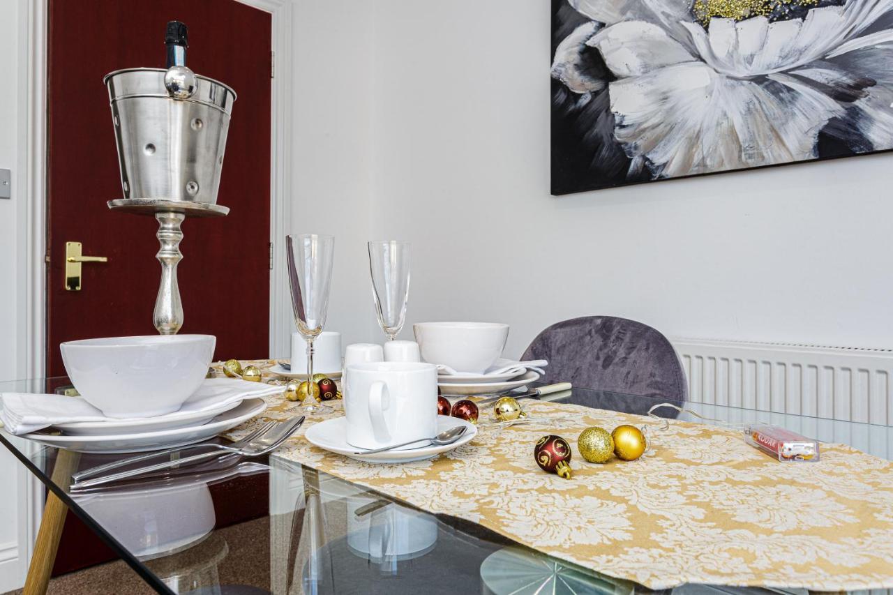 Luxury Granada Apartments - 1 & 2 Bed Flats W Free Parking Perfect For Contractors, Students Near The Beach Portsmouth Esterno foto