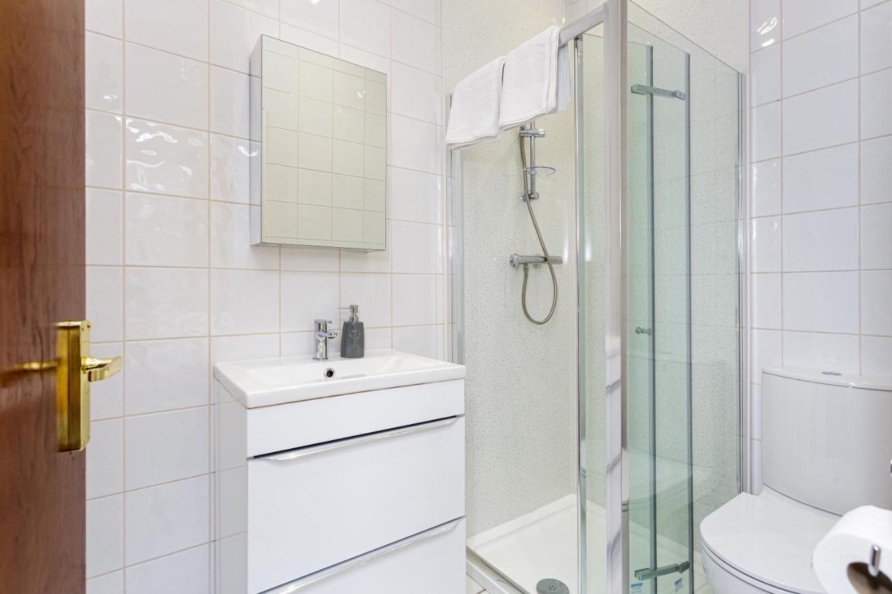 Luxury Granada Apartments - 1 & 2 Bed Flats W Free Parking Perfect For Contractors, Students Near The Beach Portsmouth Camera foto